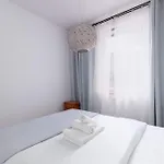 شقة Paryski Zakatek Cosy By Bookinghost فروتسواف