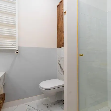 Апартаменты Paryski Zakatek Cosy By Bookinghost *